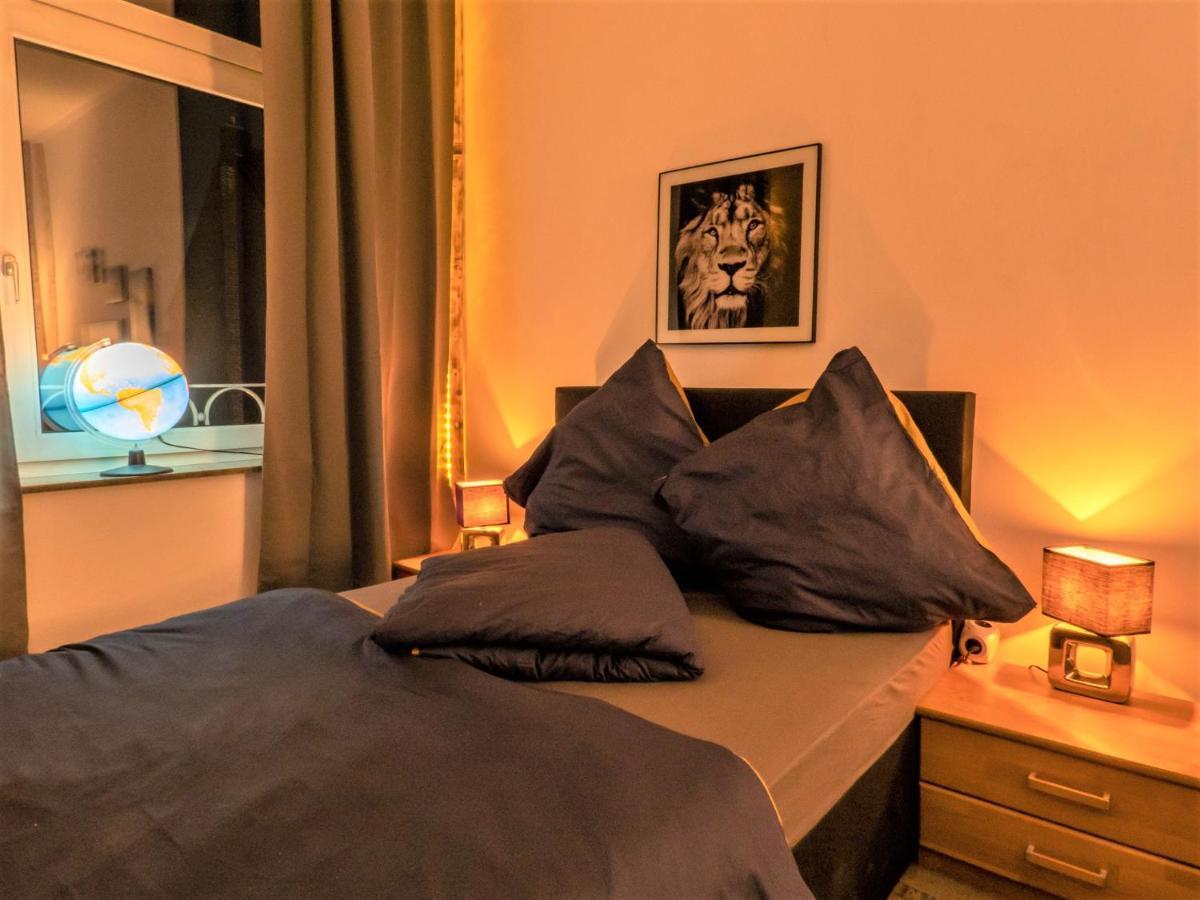 LUX - Flat # 23 im Herzen von Neuss nähe D mit Netflix und Amazon Exterior foto